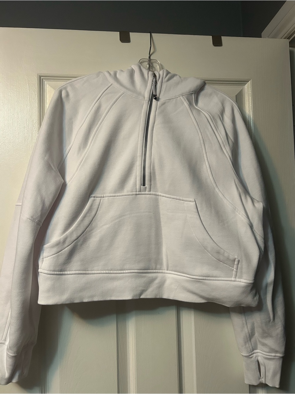 White Lululemon Scuba